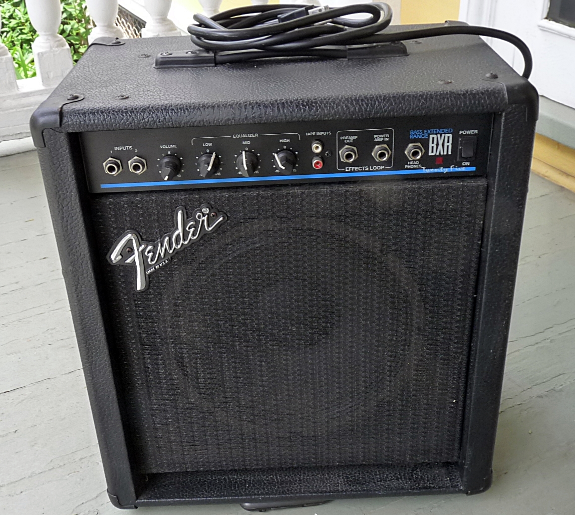 FENDER&nbsp;BXR-25 Bass Guitar Amp
